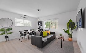 Beautiful Apt 2/2 Near The Beach